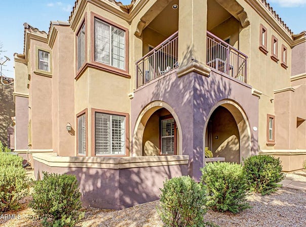 3935 E ROUGH RIDER Road, Phoenix, AZ 85050