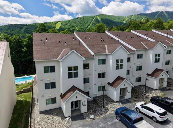 251 Mountainside Drive, Warren, VT 05674