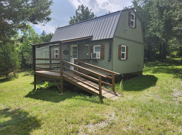 4903 State Route 137, Yukon, MO 65589