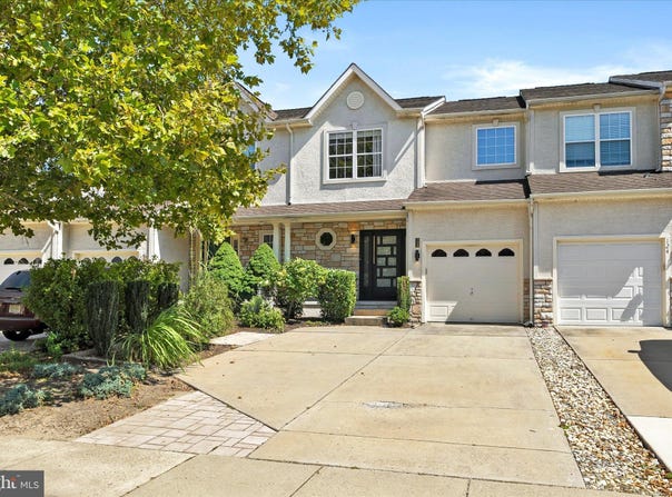 126 SEQUOIA Drive, BERLIN, NJ 08009