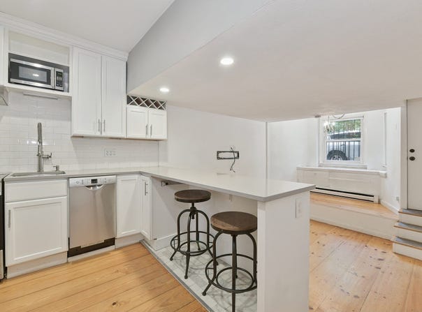 15 Saint George St A, Boston, MA 02118