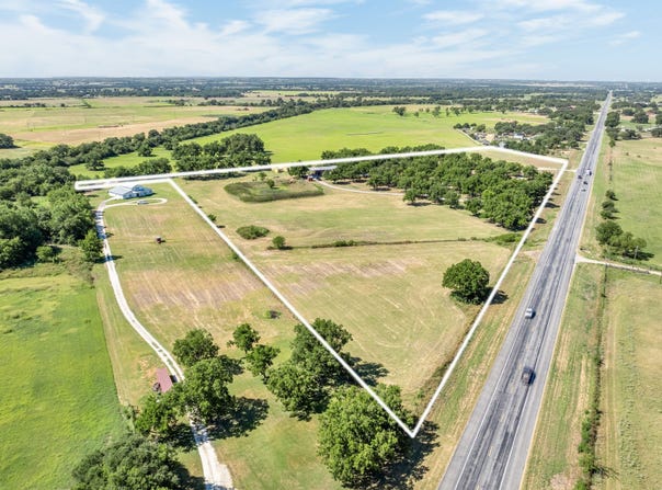 5787 HWY 377/67, Comanche, TX 76442