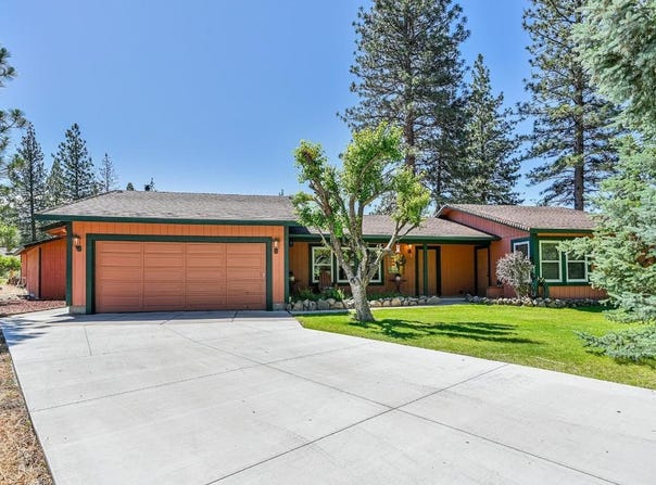 17855 Fisher Rd, Weed, CA 96094