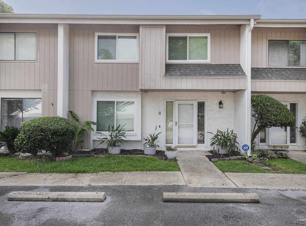 3400 Wimbledon Dr, Pensacola, FL 32504