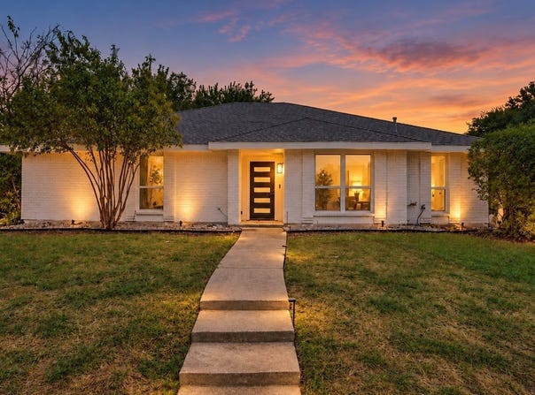 2242 Nob Hill, Carrollton, TX 75006
