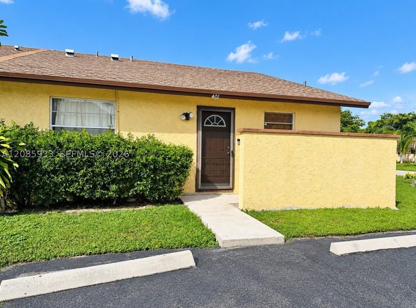 401 NW 43rd St, Deerfield Beach, FL 33064