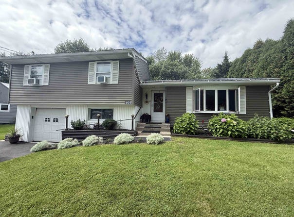 107 Willard Rd, Massena, NY 13669