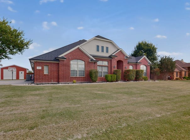 5575 Tree Grace Lane, Kaufman, TX 75142