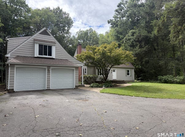 9 Pine Woods Road, Granby, CT 06035