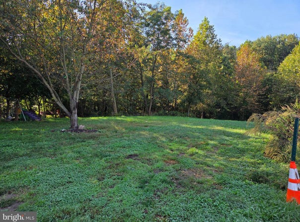 W HELMS Manor, MARCUS HOOK, PA 19061
