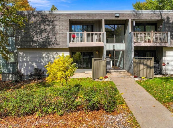 1609 SAWYER DRIVE, Marshfield, WI 54449