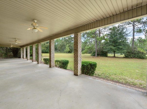 4568 Yellow Bluff Road, Crestview, FL 32539