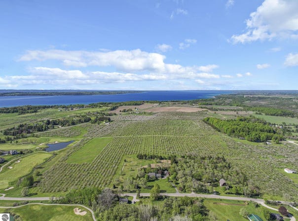 7710 US-31 N, Williamsburg, MI 49690
