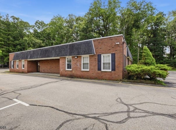 1532 State Route 23 N, Wayne Twp., NJ 07470-7516
