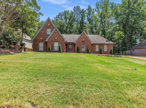 334 BROOK RIDGE Dr, Memphis, TN 38018