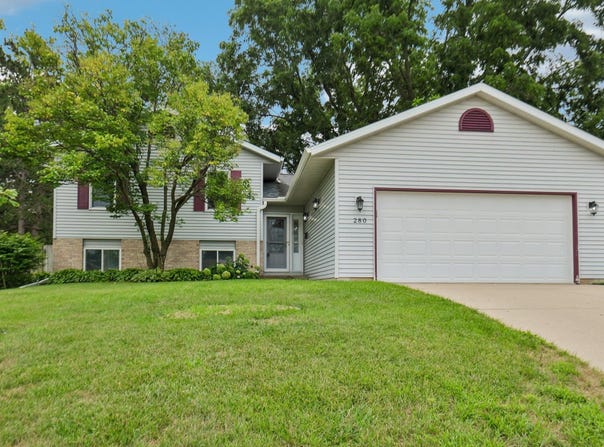 280 Kierstead Lane, Oregon, WI 53575