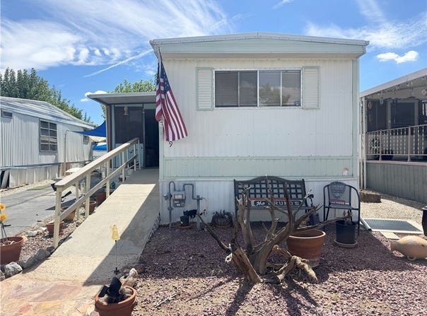 7484 Kickapoo Trail, Yucca Valley, CA 92284