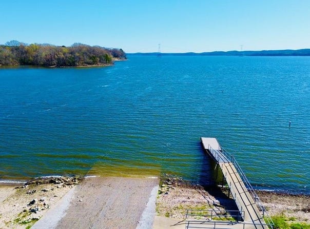 240 Lampley Cir, SPRINGVILLE, TN 38256