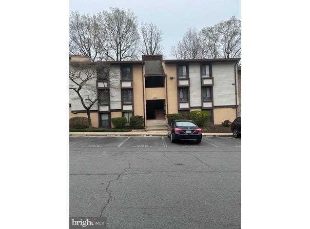 11609 STONEVIEW SQ, RESTON, VA 20191