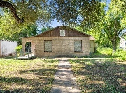 228 SW 8th Street, Premont, TX 78375