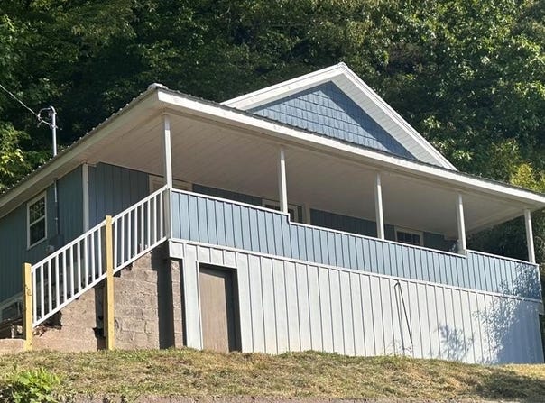 81 Hill St, MURPHY, NC 28906