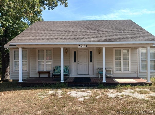 23563 TT Highway, Versailles, MO 65084