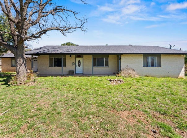 3394 Junction Hwy, Ingram, TX 78025