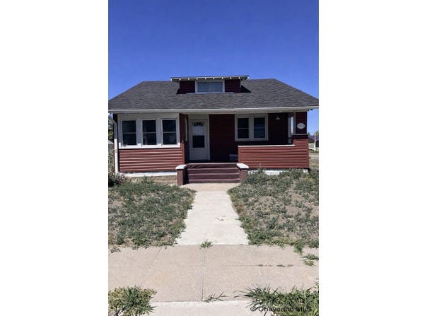 502 MAIN ST, Pine Bluffs, WY 82082
