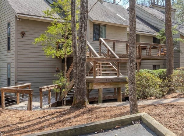 50-E Villa Ridge Drive, Hartfield, VA 23071