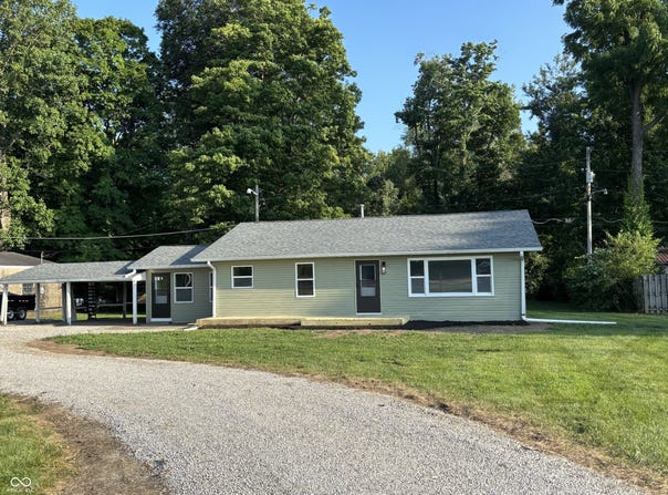 13331 E 25th Street, Columbus, IN 47203