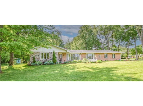 8391 OLD US 27 S, Marshall, MI 49068