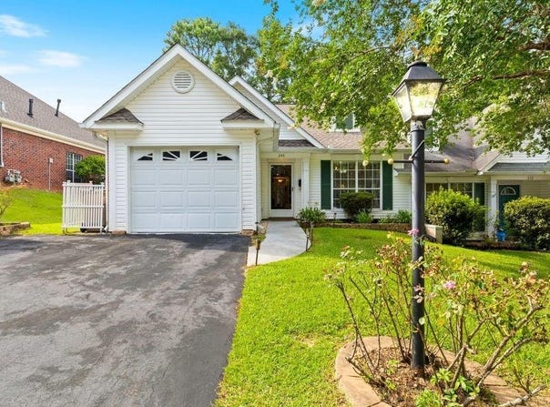 246 Spring Lake Drive N, Mobile, AL 36695