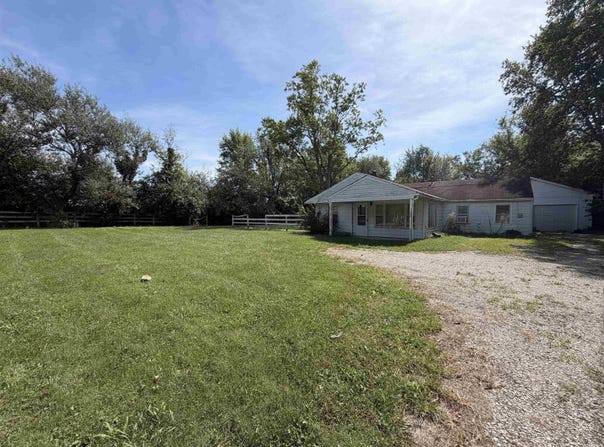 2773 E 600 N, Greenfield, IN 46140-9057