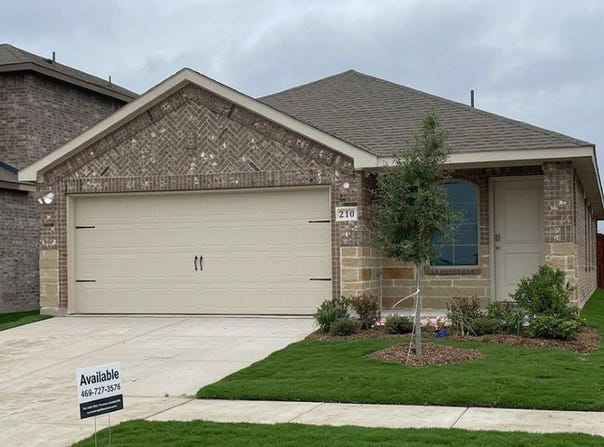 210 Pheasant Run Road, Terrell, TX 75160