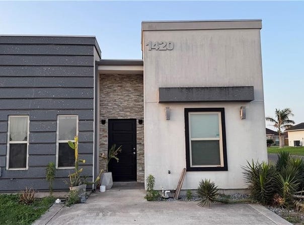 1420 New Orleans Circle, Pharr, TX 78577