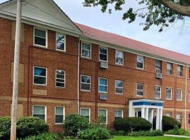 13773 Cedar Road, South Euclid, OH 44118