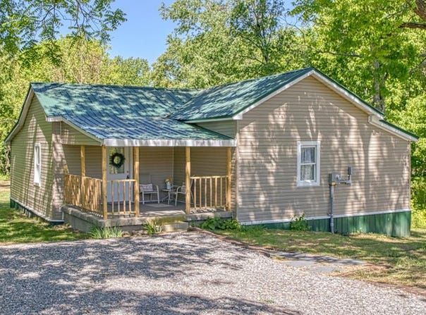 108 Twinton Park Rd, Crawford, TN 38580
