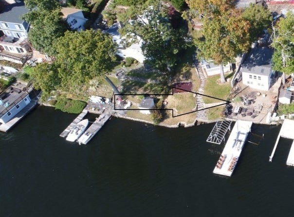 76 Ithanell Rd, Hopatcong Boro, NJ 07843-1813