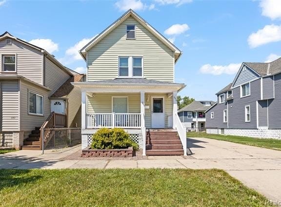 346 Sycamore Street, Wyandotte, MI 48192