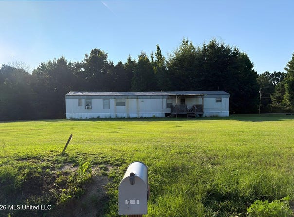 17 County Road 6, Heidelberg, MS 39439