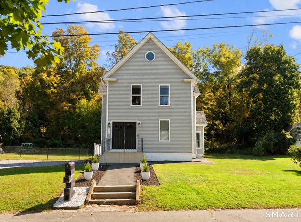 36 Smith Street, Seymour, CT 06483
