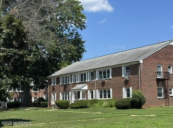 52 Stonehurst Boulevard, Freehold, NJ 07728