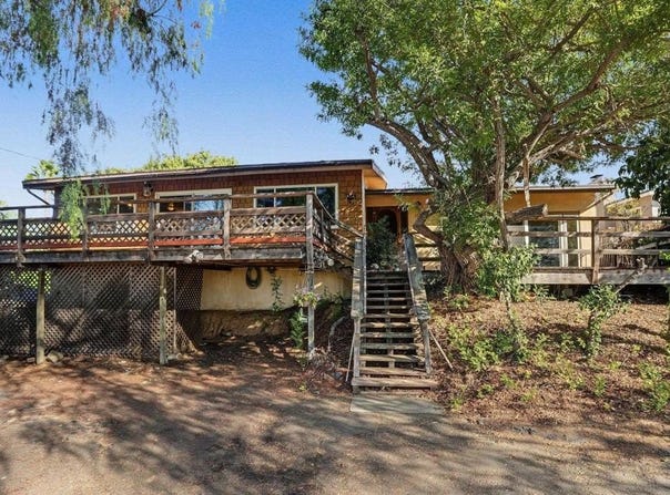 12376 Royal Road, El Cajon, CA 92021