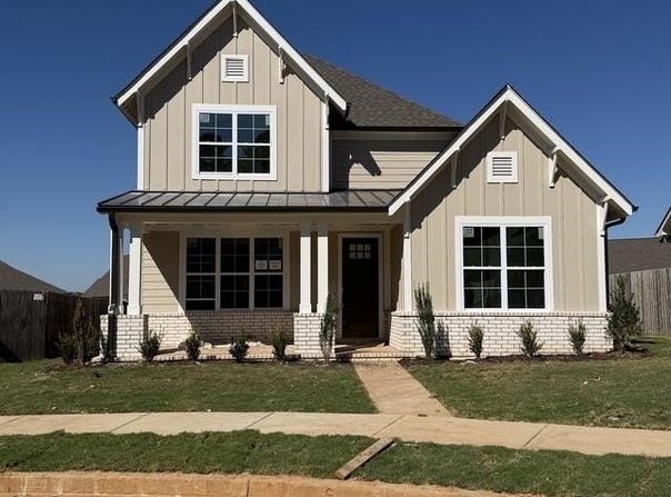 120 LIVE OAK Cv, Oakland, TN 38060