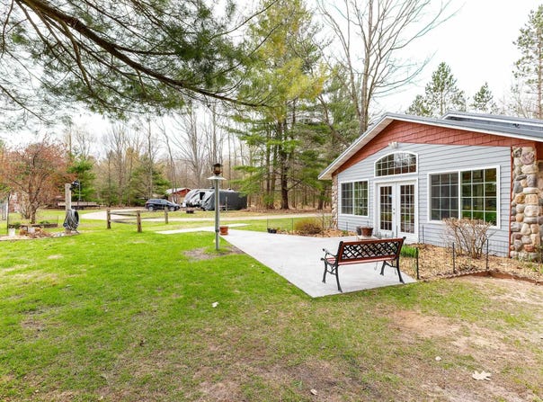 20802 E Trails End Trail, Interlochen, MI 49643