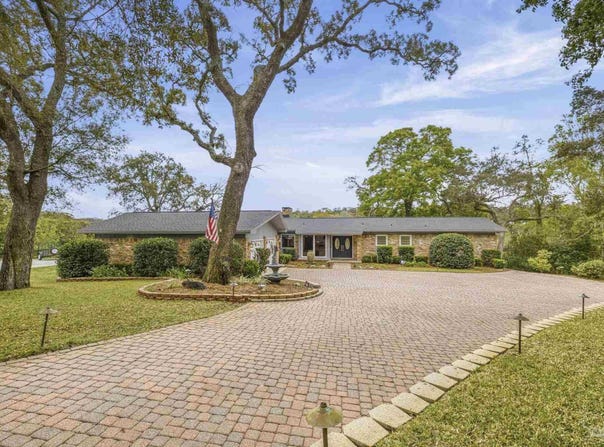 7 Krivik Ct, Ft Walton Beach, FL 32547