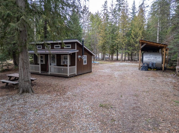 705 Waterfront Road, Troy, MT 59935