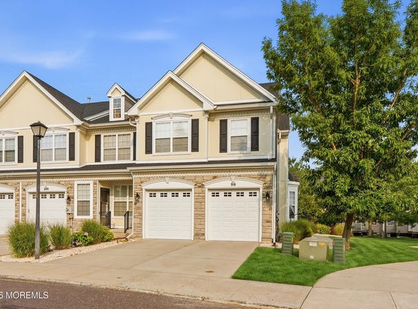 98 Brookfield Drive, Jackson, NJ 08527