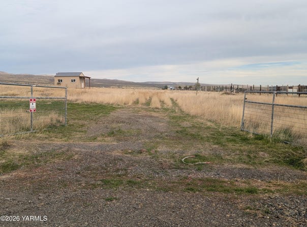 NKA Postma Rd, Moxee, WA 98901