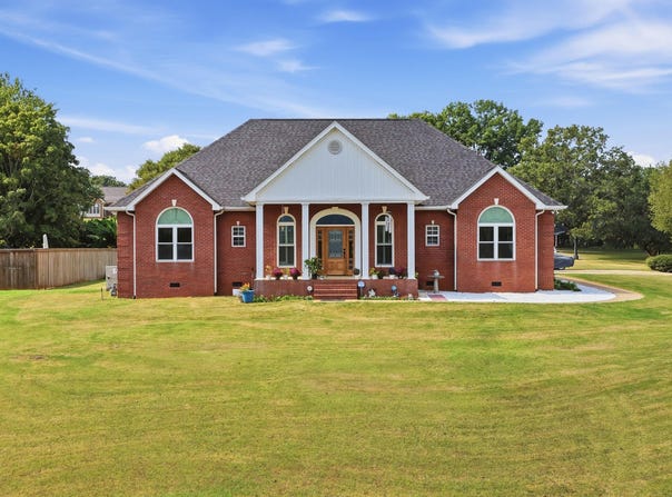 8400 Heron Circle, Ooltewah, TN 37363